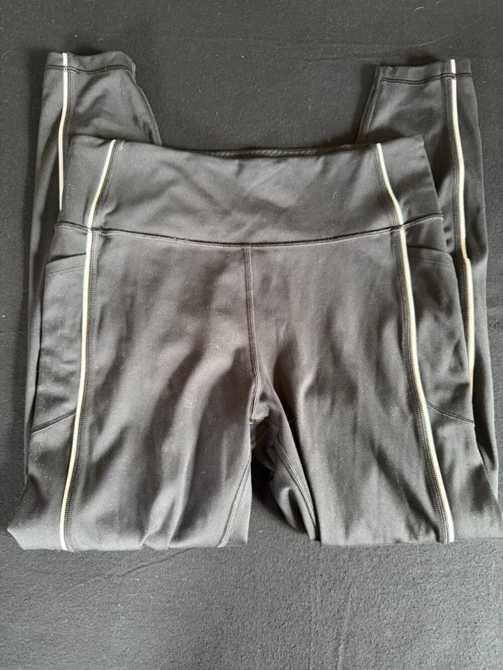 Victoria's Secret Essential Pocket Legging